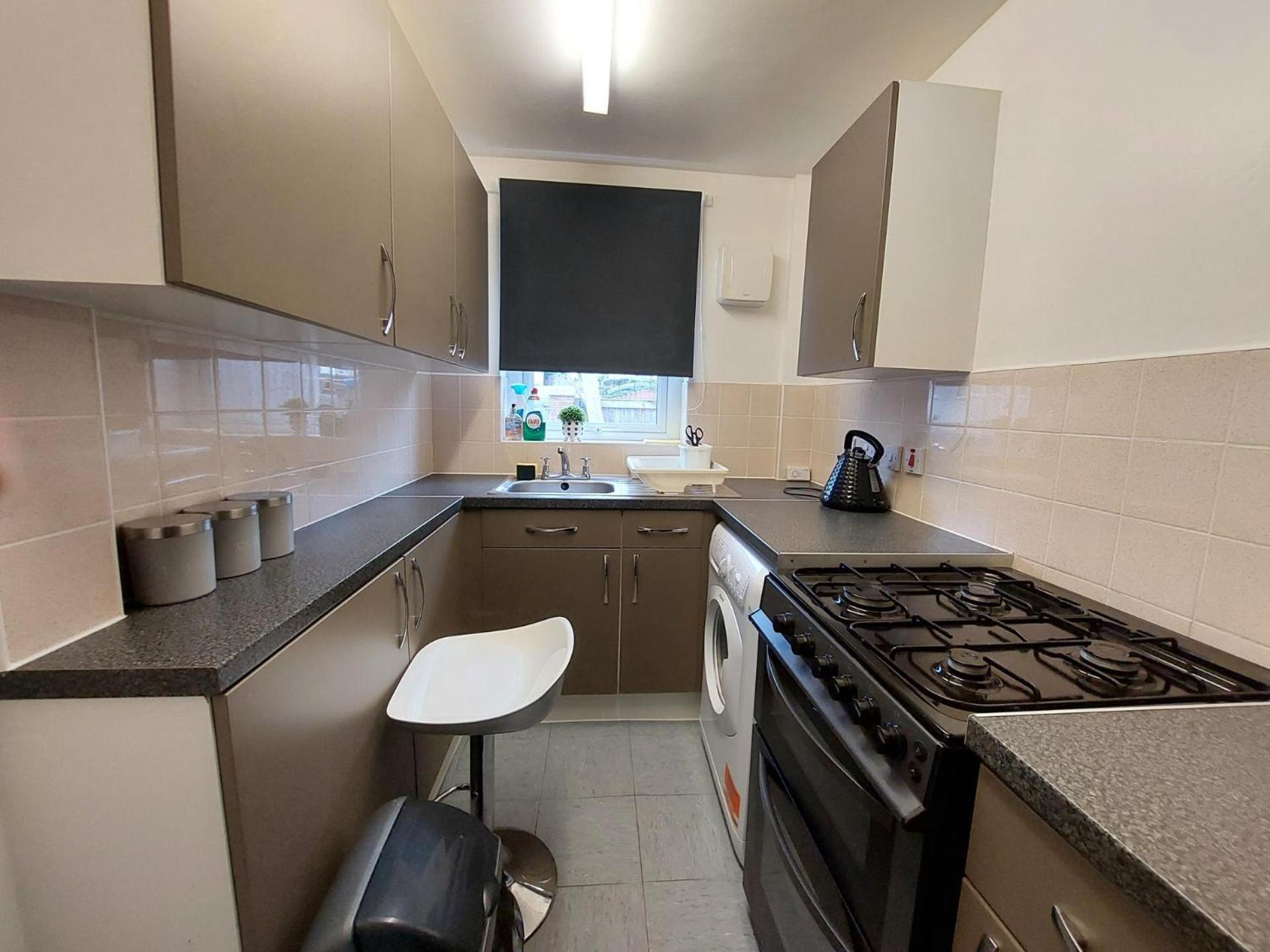 Lovely 2-Bed House In The Heart Of Woodhouse Leeds Leeds  Dış mekan fotoğraf