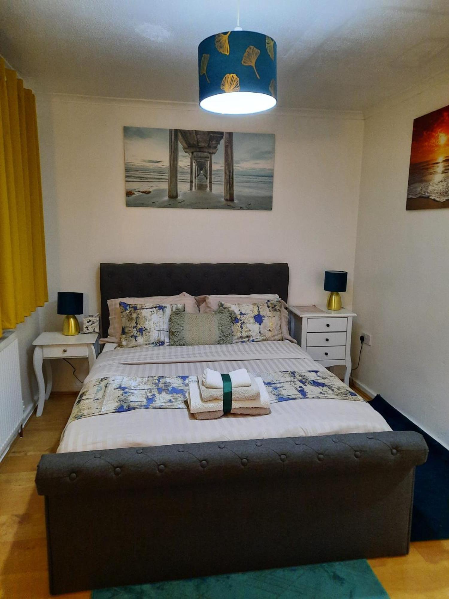 Lovely 2-Bed House In The Heart Of Woodhouse Leeds Leeds  Dış mekan fotoğraf