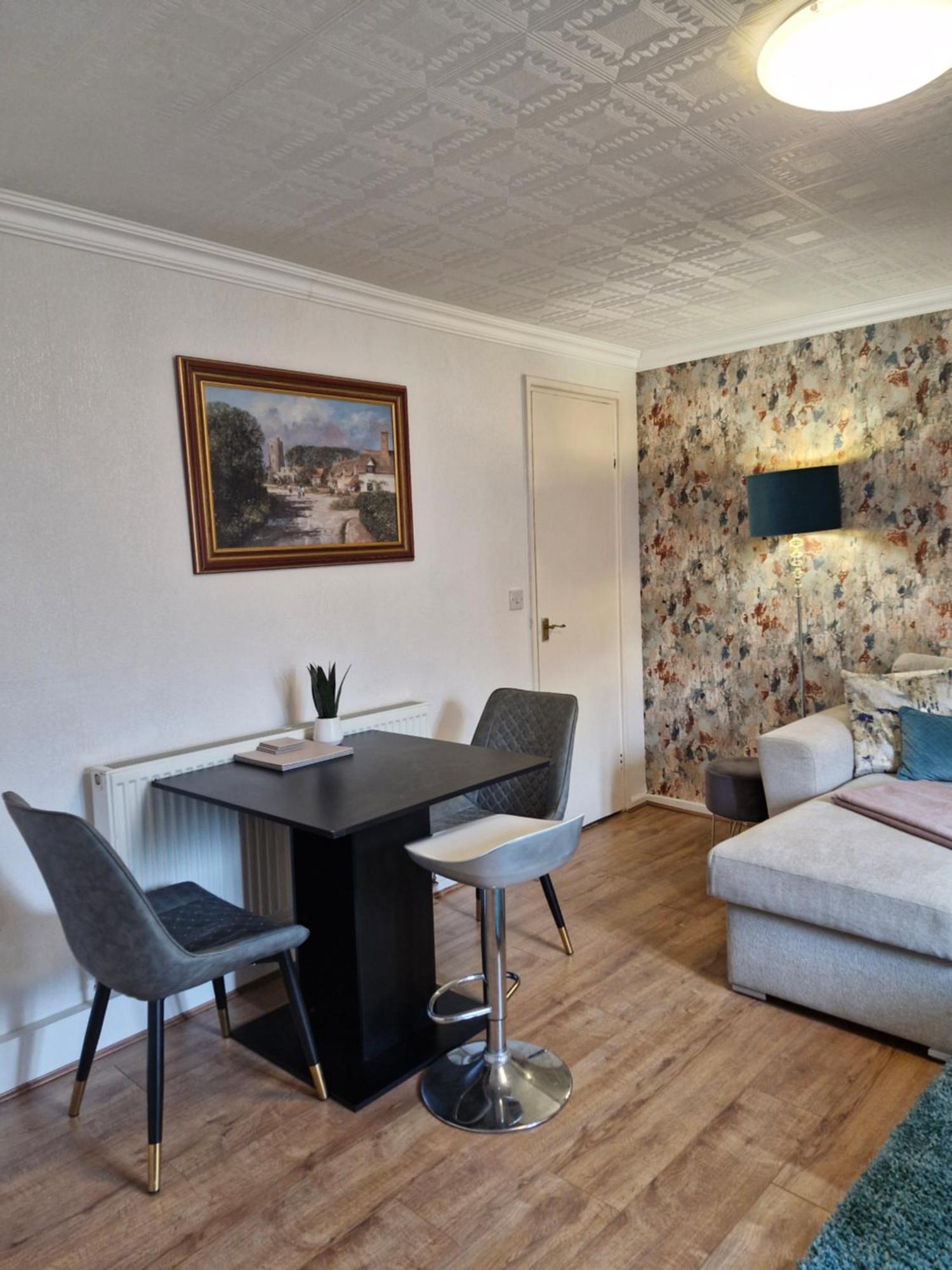 Lovely 2-Bed House In The Heart Of Woodhouse Leeds Leeds  Dış mekan fotoğraf