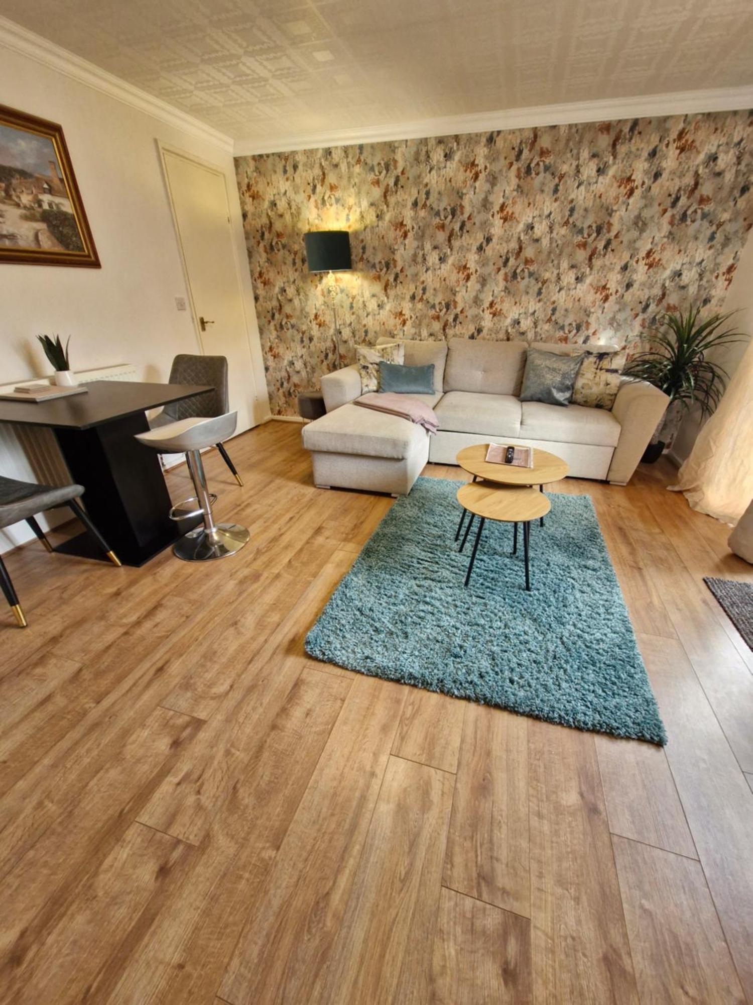 Lovely 2-Bed House In The Heart Of Woodhouse Leeds Leeds  Dış mekan fotoğraf